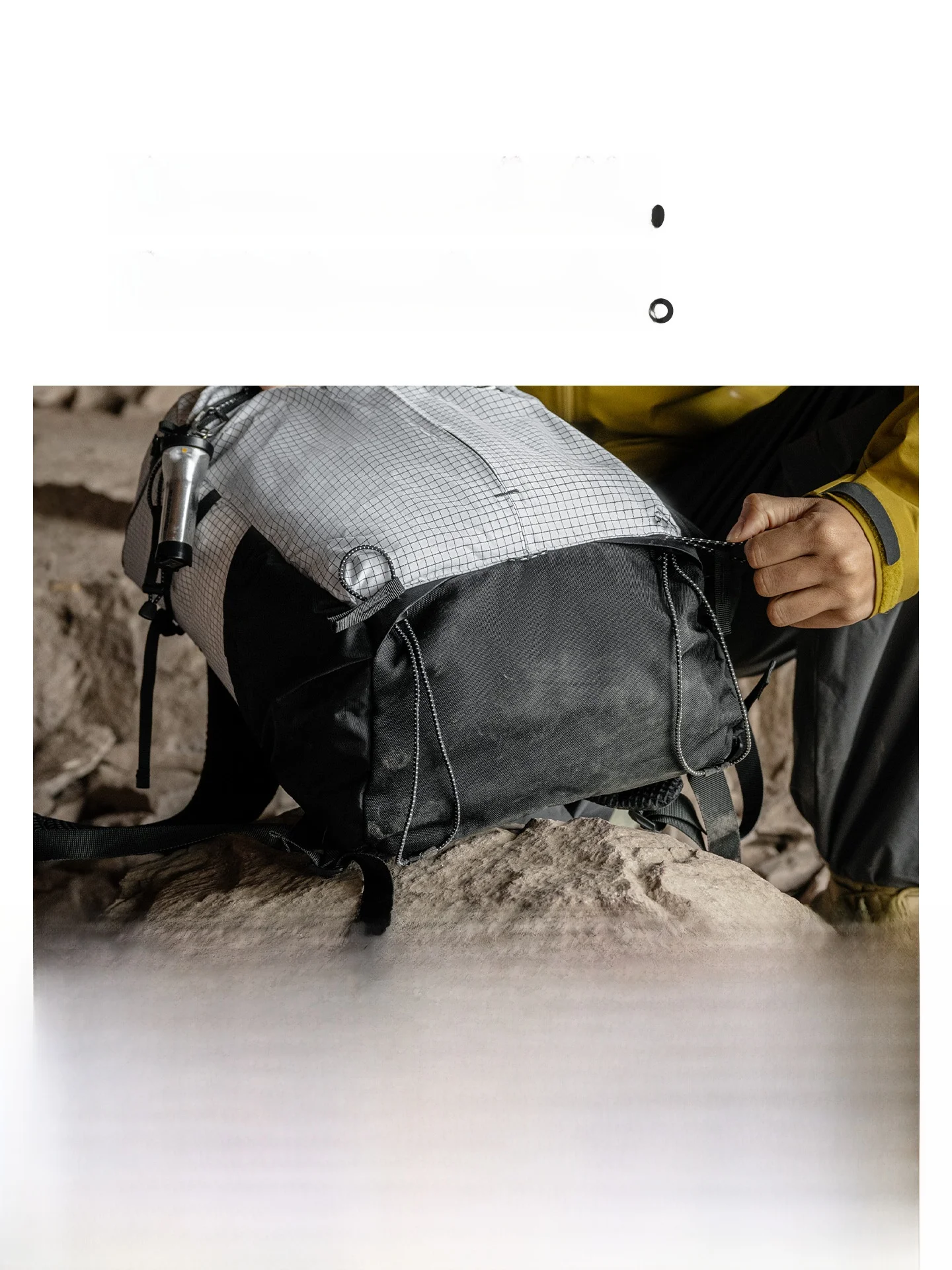 超軽量登山リュックサック：25L～30Lの機能性と軽量設計を実証