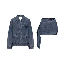 復古デニムジャケットと不規則なデニムスカートのコンビネーション（セットアップ対応）