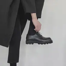 厚底 丸みのある低めのカジュアルシューズ【レースアップ・四角いつま先・レトロスタイル】