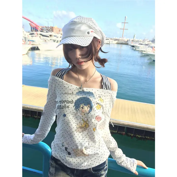 ドット柄プリントオフショルダーロングスリーブTシャツ【春秋用・スリムフィット・ショート丈】（セットアップ対応）