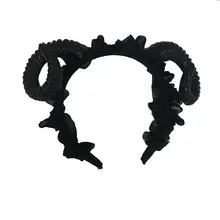 悪魔の羊角ヘアバンド【暗黒ゴシック・撮影小道具】