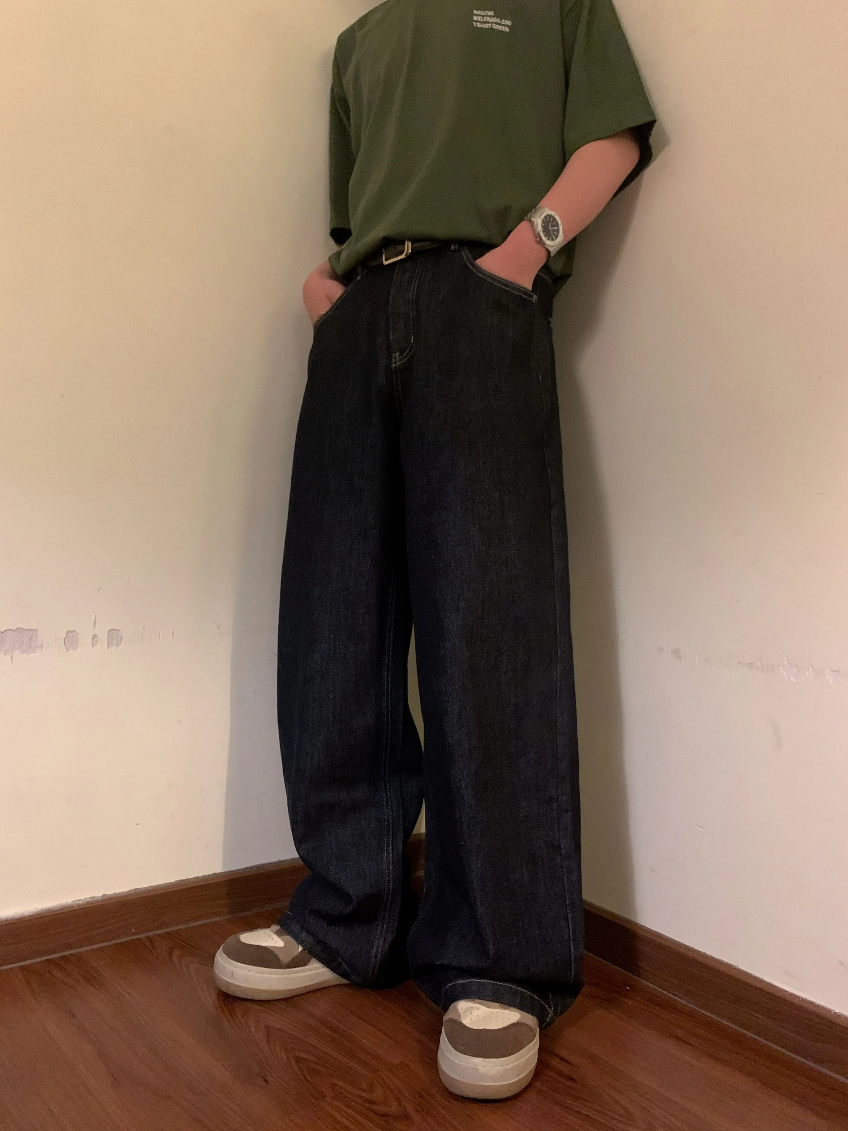 ワイドデニムを選びすぎて迷うなら、今こそこの1着で解決できる？