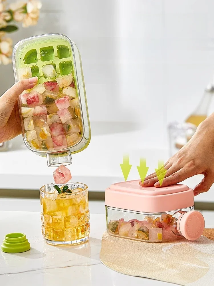 食品用グレードの自家製氷型【プレス式・大容量・家庭用】とは？DIY体験に最適な製氷皿の実用性を解説