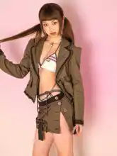 デザイン性のあるセクシーなビキニ【Y2K風・色鮮やかなプリント・バインドデザイン・ビーチウェア】（セットアップ対応）