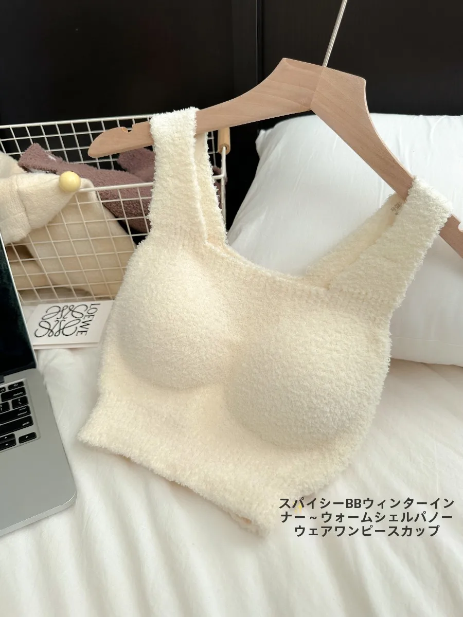 秋冬用厚手保温内衣：下垂胸対策と胸部サポートの実用性を検証