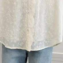 女性用刺繍入りシャーリング衿長袖シャツ【大きいサイズ・スリム効果】