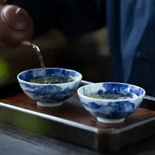手描き山水デザインの青花瓷普洱茶杯【高級陶器・ハンドメイド】
