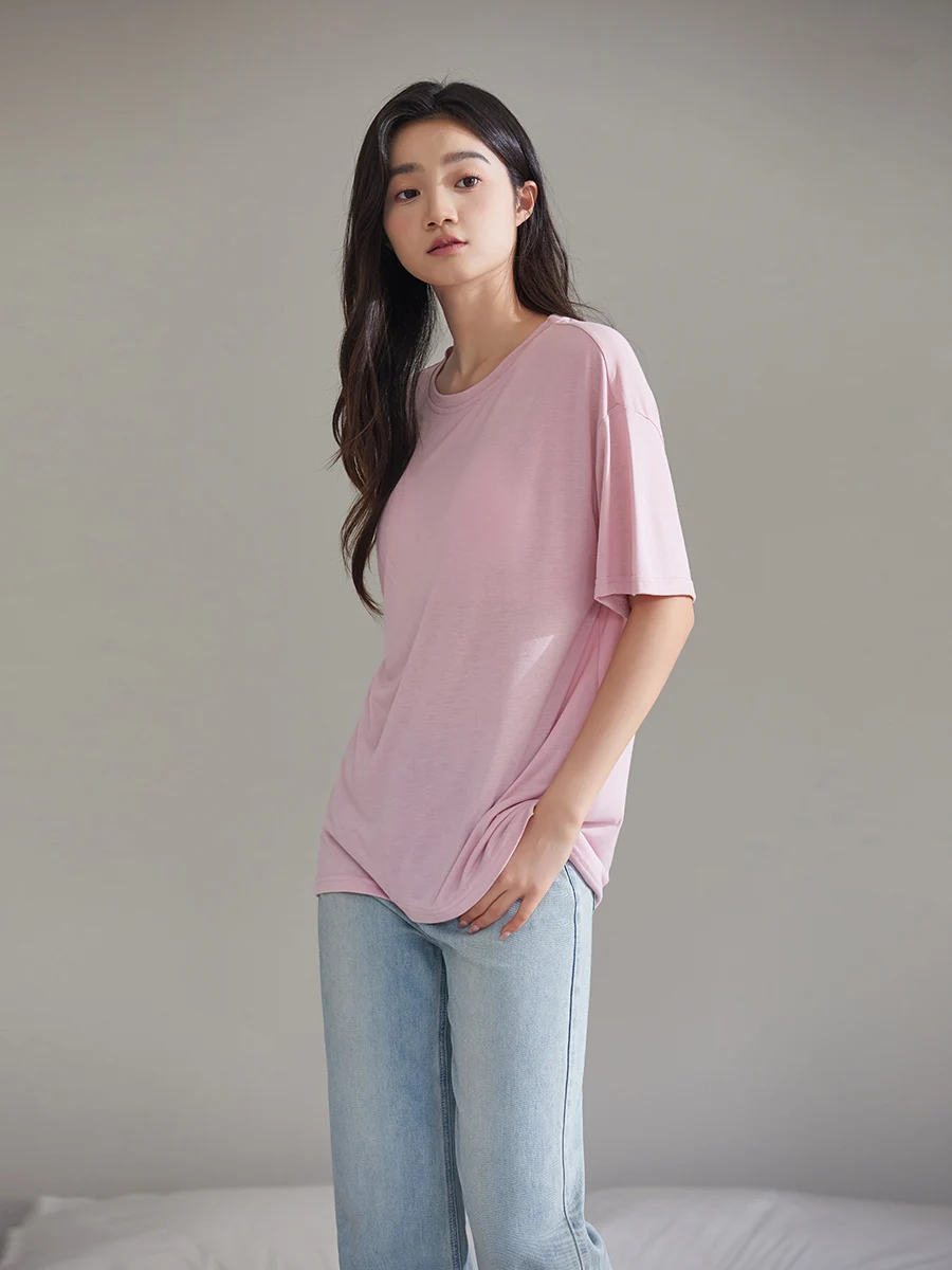 5月末に着る服の選び方で迷うなら、この1点で解決できる？