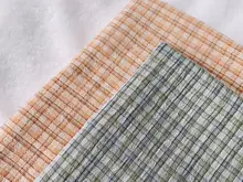 泡泡沙棉布の黄緑格子柄生地【DIYお人形服用・布地・小物用】