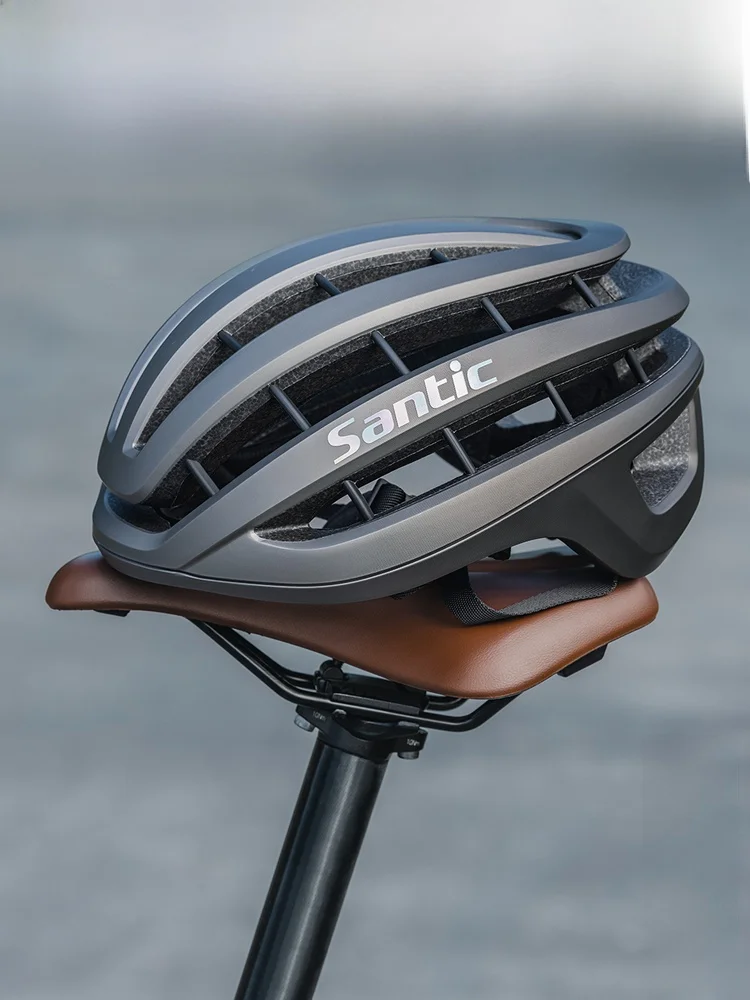 ロードバイク ヘルメット かっこいい おすすめは？超軽量タイプが通勤からレースまで対応する理由
