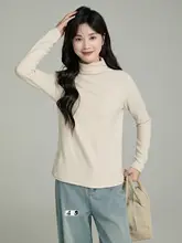 米白色ハイネック長袖インナーTシャツ【ゆったりデザイン・秋用】