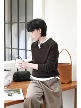 極上の柔らかさ 羊毛混ポロネックニットセーター【グレー・麻花編み・重ね着対応】