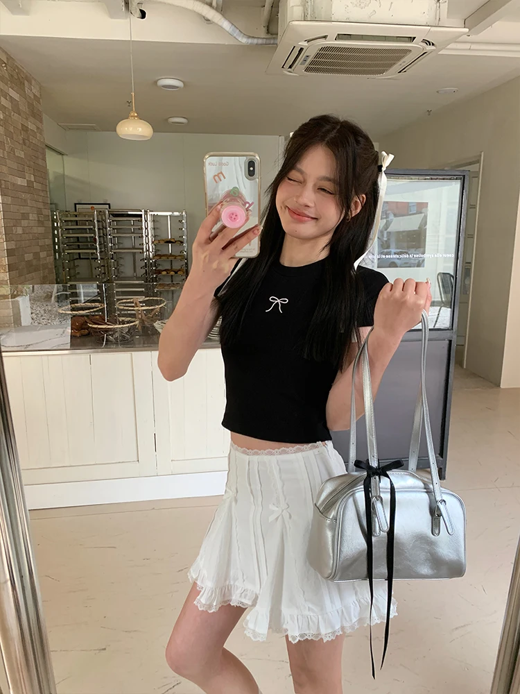 大人可愛い服 40代コーデの秘密：蝶結びTシャツで心を軽くする完全ガイド