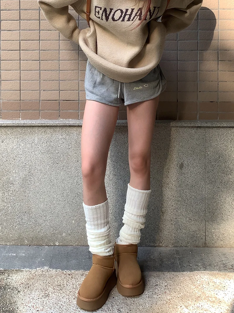 足首温めるグッズの選び方とは？厳選4選で冬の足首ケアを実践する
