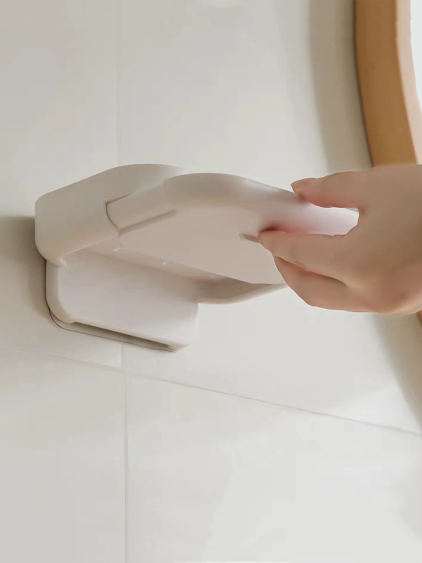 お風呂用シャンプー置きをどう選ぶ？シンプルで機能的な壁掛け式ソープボックスが今、日本の暮らしに根付いている理由