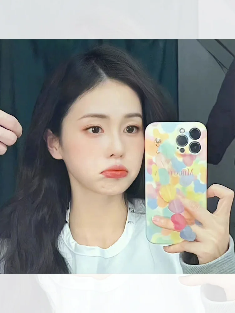 前髪なし アップヘア で小顔に見える方法は？ヘアクリップで簡単に実現できるコツとは？