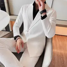 カジュアルな白のスーツ【ビジネス用・スリムフィット・メンズ・ジャケット】（セットアップ対応）