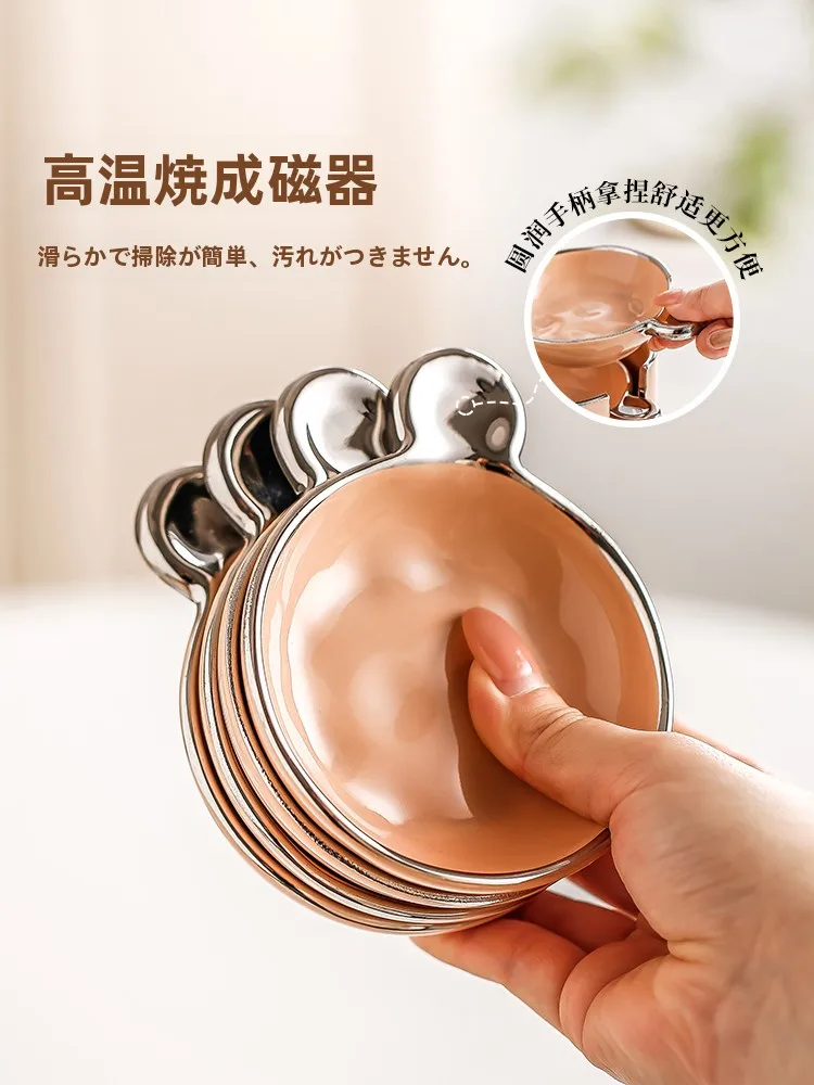 高級感ある調味料小皿：韓式小清新風の釉下彩瓷製ディップソース用セット