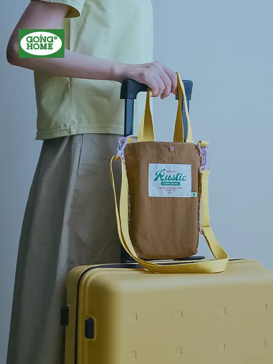 高級感あるレディーストートバッグ【お出かけ・小旅行用・ハンドバッグスタイル】