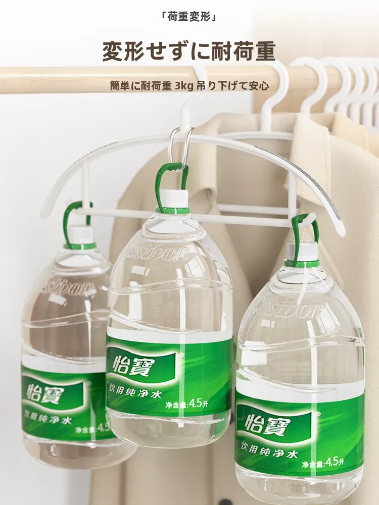 滑り止め付きハンガー：天板付きタイプの実用性と空間効率の検証