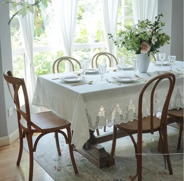 テーブルクロス 刺繍 レース 綿100% ホワイト フレンチ風 ヨーロピアンテイスト 合わせやすい インテリア