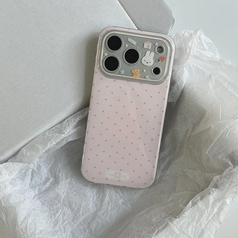 向日葵モチーフのリトルポルカドットiPhoneケース：全機種対応で耐衝撃性とインスタ風デザインを実現