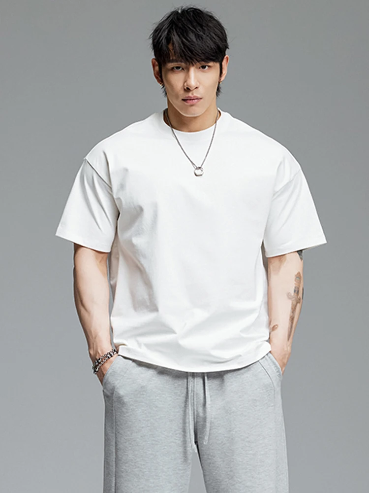 ストリートファッションの本質とは？シンプルTシャツの実用性と色選びの徹底解説