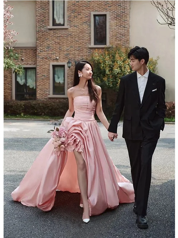 結婚式に着るレディースフォーマルの選び方で迷う？エレガントなピンクのワンピースが解決する