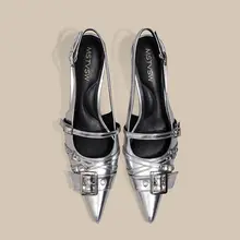 パンプス レディース ポインテッドトゥ 細ヒール リベット シルバー フレンチ風 きれいめ 上品 着回し ドレスアップ
