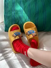 カートゥーンデザインのカップル向け夏用サンダル【防臭・アップルと犬のイラスト】