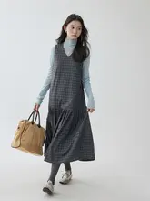 Vネックチェック柄ノースリーブワンピース【ゆったりした重ね着対応・春用】