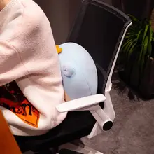 かわいらしいデザインの抱き枕兼用ブランケット【折りたたみ・オフィスや車用・多機能】（セットアップ対応）