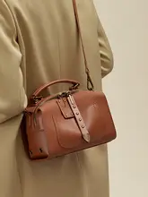 真皮仕様 ボストン枕型ハンドバッグ【シンプルデザイン・斜め掛け対応】