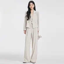 夏用ミルクホワイトの女性用スーツジャケット【薄手・通勤・小柄対応・高級感あるデザイン】（セットアップ対応）