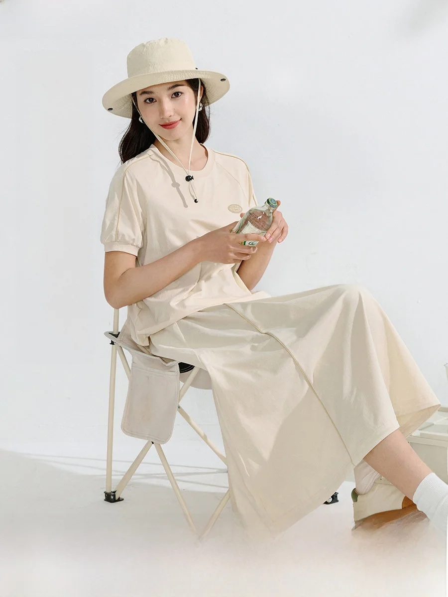 夏用のティーシャツとドローストリングスカート：通気性と女性向けデザインの実用性解析