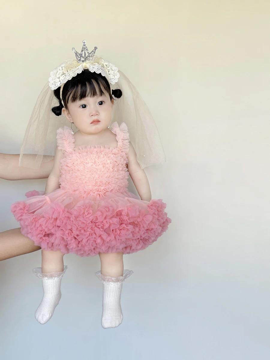 女の子赤ちゃん用チュチュドレス：夏のプリンセススタイルで誕生日を彩る