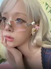 フレームレスデザインの高級感サングラス【女性用・潮流スタイル・丸顔・春夏用・星型クリスタル付き】