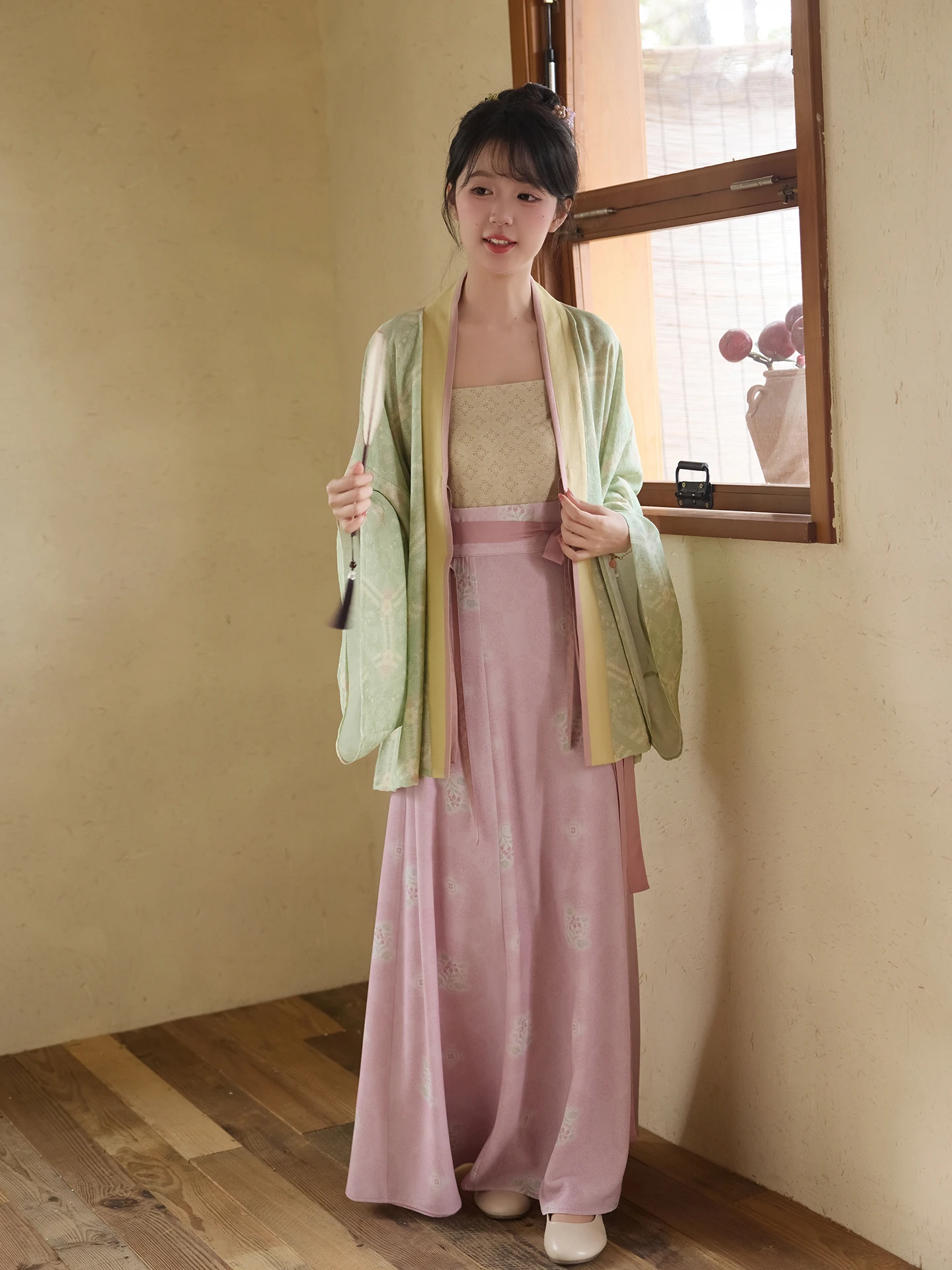 春夏用 晋制 褶衣【八破裙・伝統的漢服】