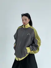 春向け カジュアルなスポーツジャケット【短丈・立ち襟・ゆったりシルエット・バイカラー】