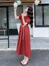 ワインレッドのウエストを絞ったバルーンスリーブワンピース【夏用・Aライン・ファッション性抜群】