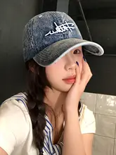 刺繍ロゴのデニムキャップ【女性用・広 brim・ハードバイザー】
