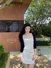 花柄デザインの七分袖カーディガン【ライセンスリヨセル・体にフィット・クラシックスタイル】