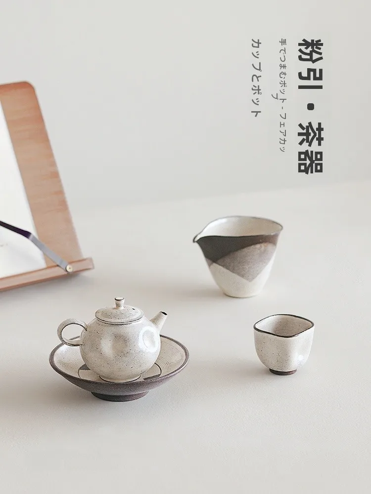 和風 わびさび 粉引き公道杯【手作り・粗陶・禅のデザイン・四角型】 ミニマリスト部屋づくりに最適な収納アイテム