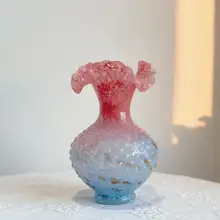 中古 フェントン 花びら模様の粉ブルーグラデーション 金箔手作り ガラス花瓶【水耕栽培・インテリア装飾】