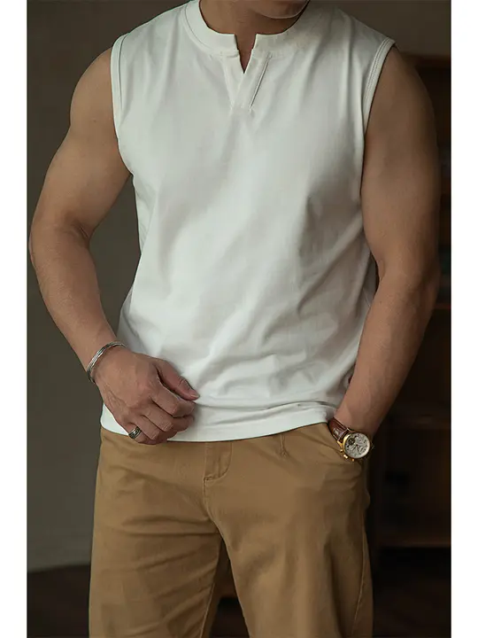 硬派デザインのノースリーブTシャツ【小Vネック・トレーニング用・暑夏用】
