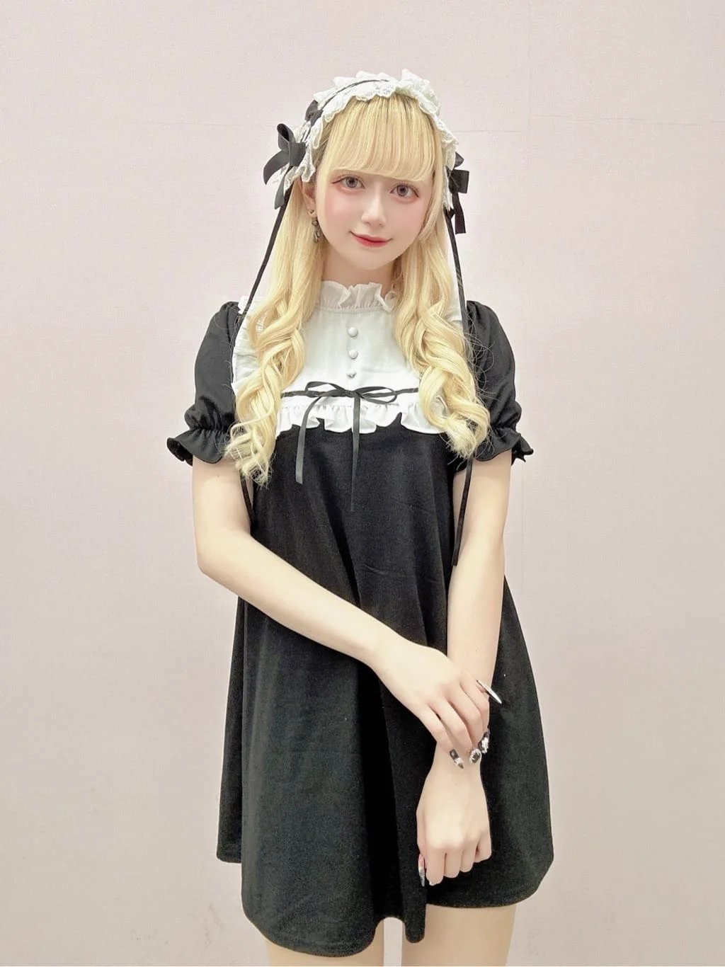 夏の寝るときの服装としてのフリルとリボン付きボリューム袖ワンピースの選び方