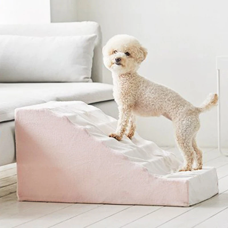 ペット用階段：犬猫対応の40cm幅シルエットでベッドアクセスを実現