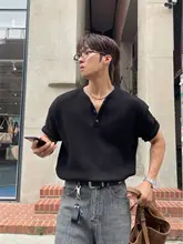 亀甲デザインのヘンリーネックTシャツ【黒・夏用・ゆったりフィット・カジュアル】