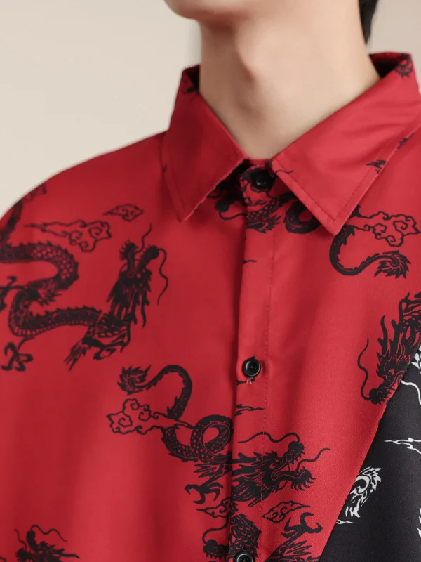 赤黒の服はなぜ今、若者たちの日常に根付いているのか？