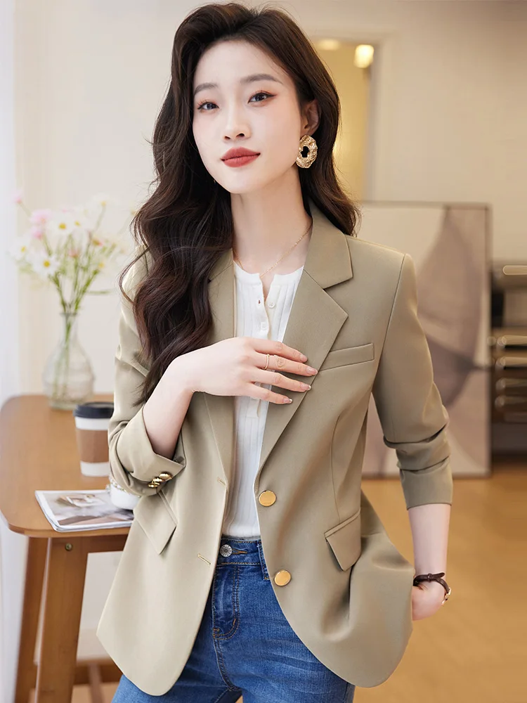 大人可愛い服 50代コーデ 完全ガイド｜質感・色・バランスの選び方
